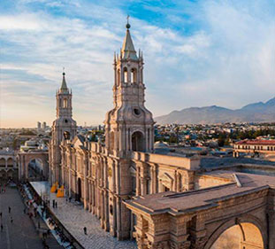 Imagen de la catedral de Arequipa
